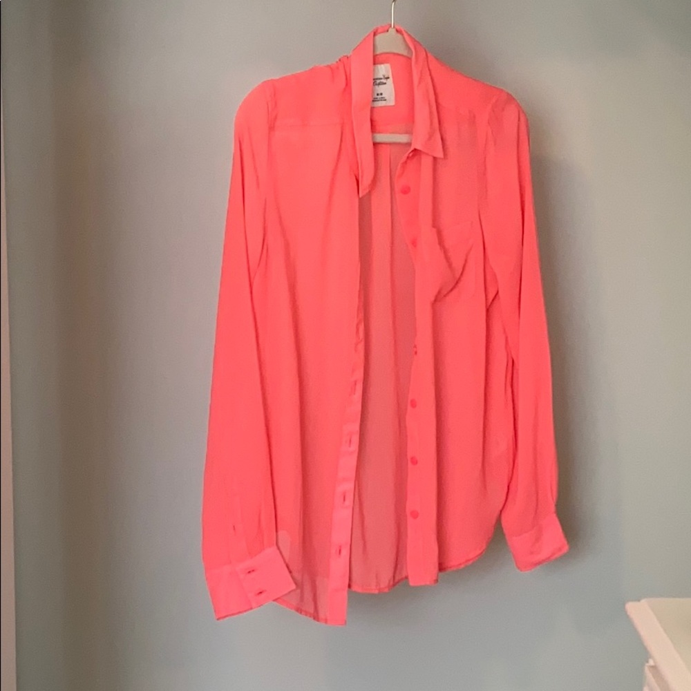 American eagle coral button up